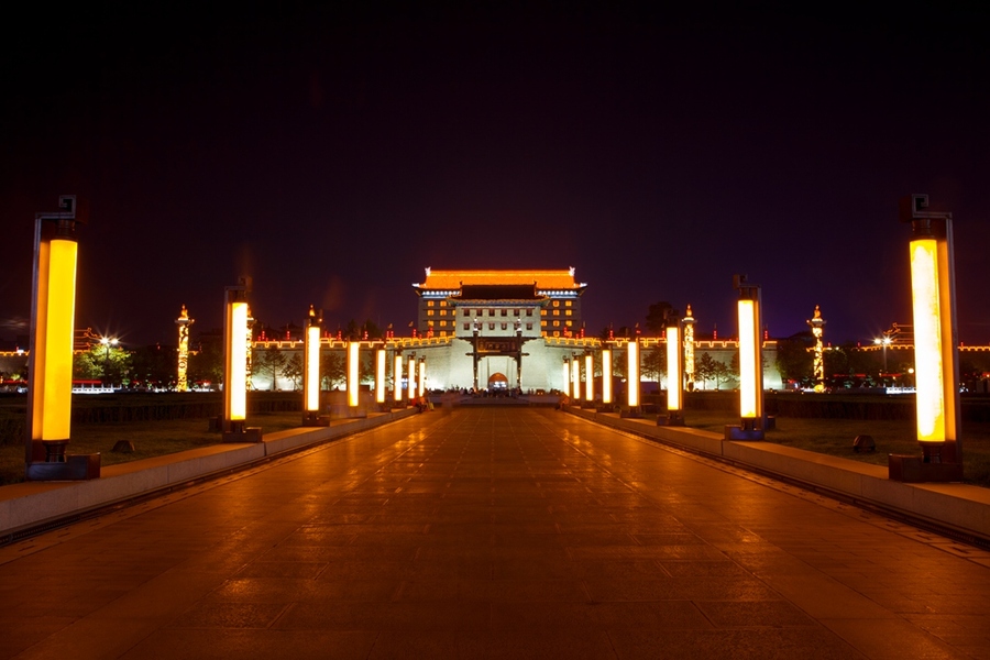 陜西景觀亮化LED線燈條廠家,靈創(chuàng)點(diǎn)亮全國城市夜景